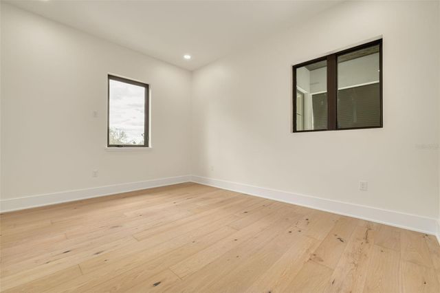 519 W DAVIS BOULEVARD, Tampa, FL 33606