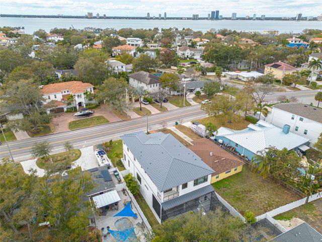 519 W DAVIS BOULEVARD, Tampa, FL 33606