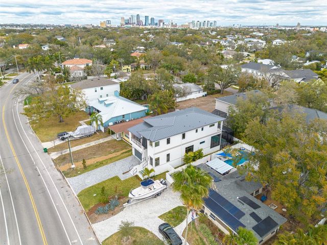 519 W DAVIS BOULEVARD, Tampa, FL 33606