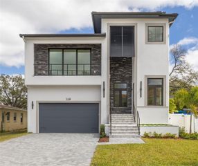 519 W DAVIS BOULEVARD, Tampa, FL 33606