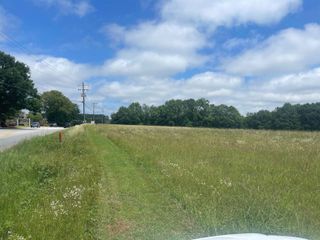 1453 W Georgia Road, Simpsonviile, SC 29680