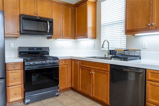 31771 Avenida Del Sol, Castaic, CA 91384