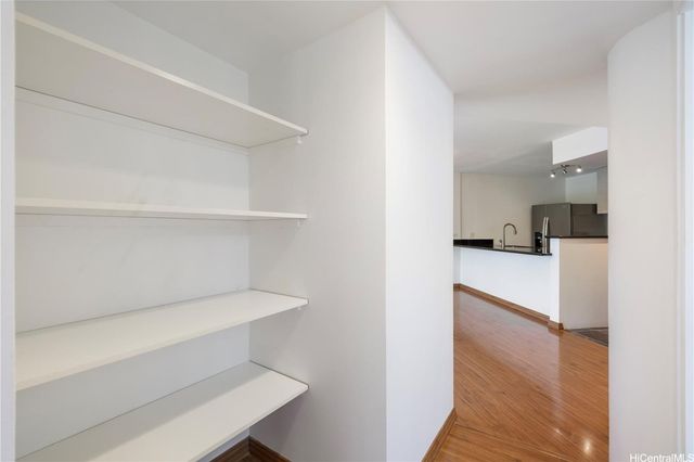 60 N Beretania Street 308, Honolulu, HI 96817