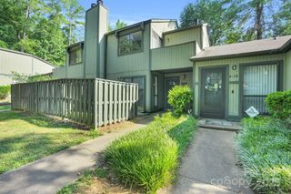 6104 Bent Tree Court, Charlotte, NC 28212