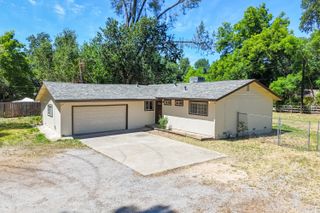 5867 Bell Road, Redding, CA 96001