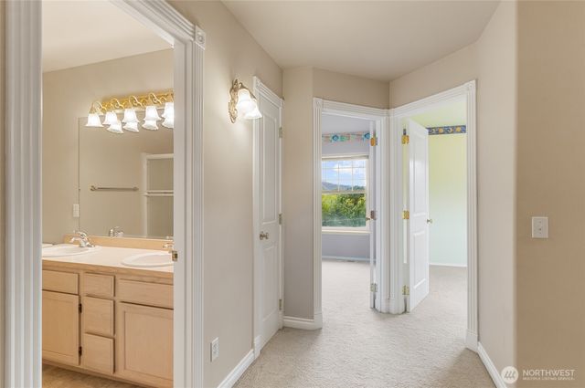 6005 Sunset Highway, Cashmere, WA 98815