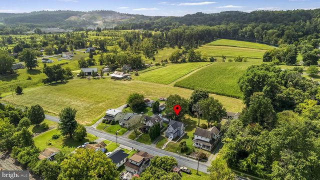 240 OLD RIVER RD, Birdsboro, PA 19508