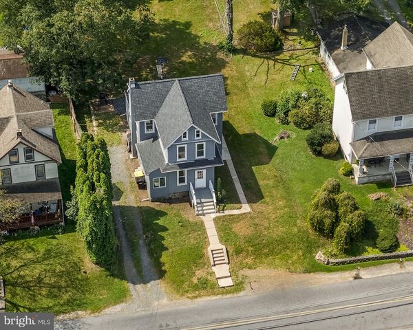 240 OLD RIVER RD, Birdsboro, PA 19508