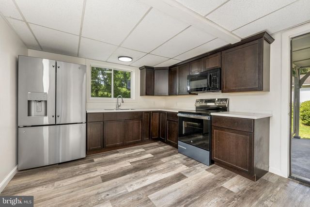 240 OLD RIVER RD, Birdsboro, PA 19508