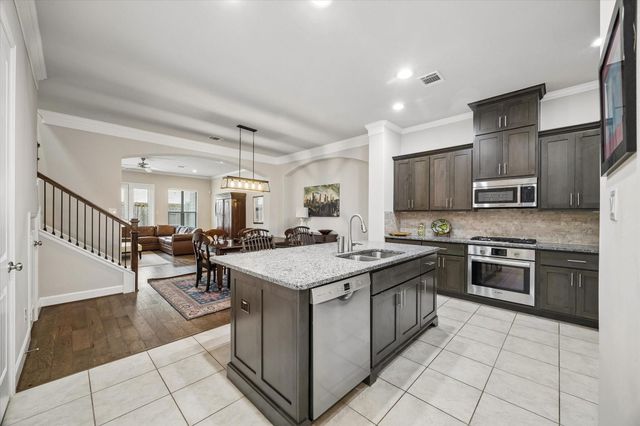 1310 Malone Street, Houston, TX 77007