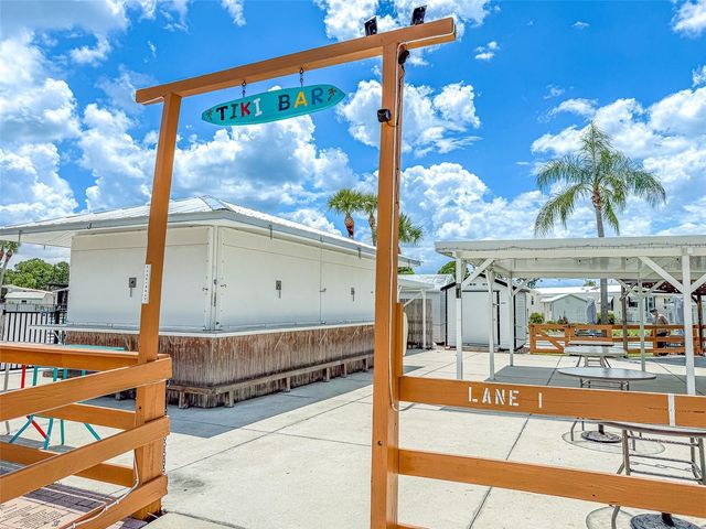 511 PAR PINES BOULEVARD, Davenport, FL 33837