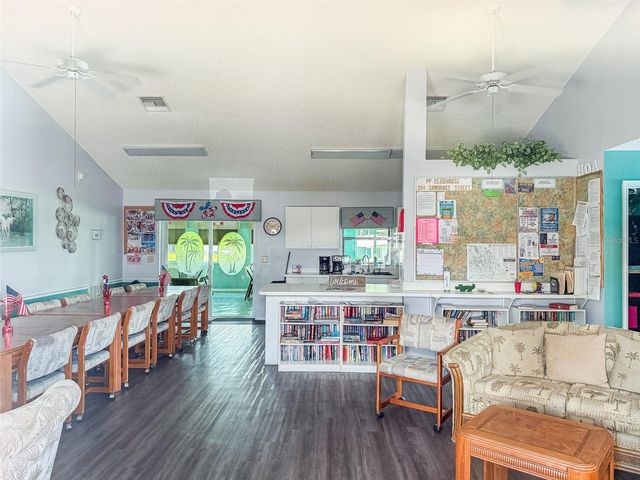 511 PAR PINES BOULEVARD, Davenport, FL 33837