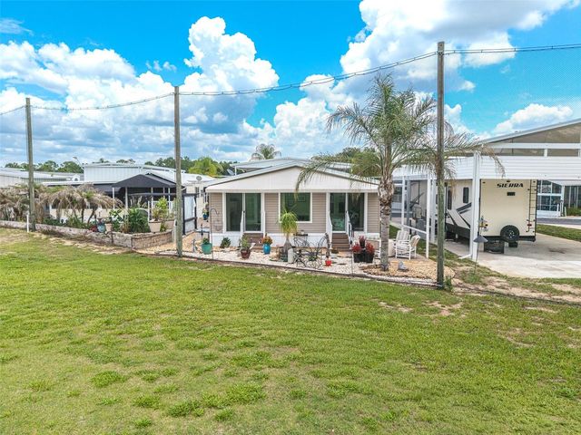 511 PAR PINES BOULEVARD, Davenport, FL 33837