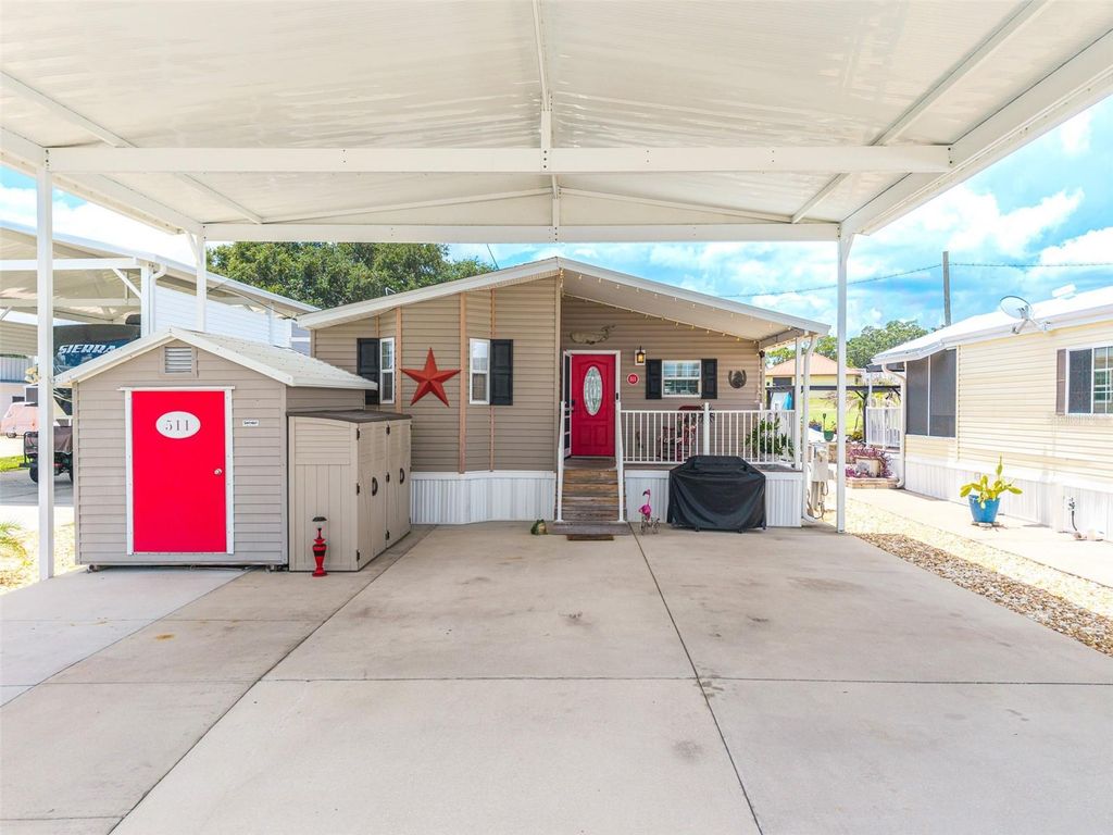511 PAR PINES BOULEVARD, Davenport, FL 33837