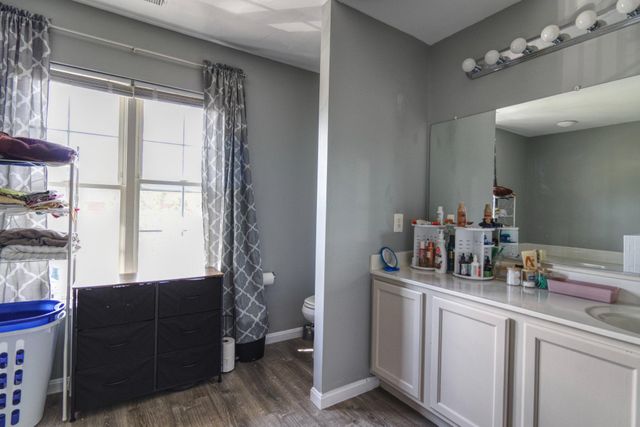 215 SEAMASTER RD, Essex, MD 21221