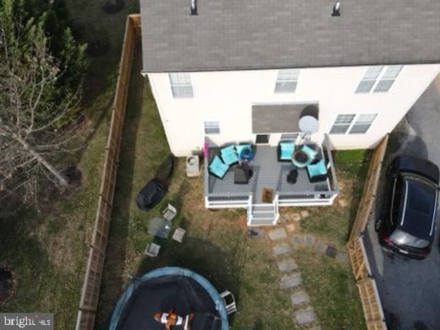 215 SEAMASTER RD, Essex, MD 21221