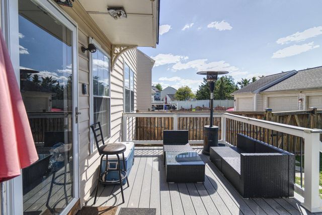 215 SEAMASTER RD, Essex, MD 21221