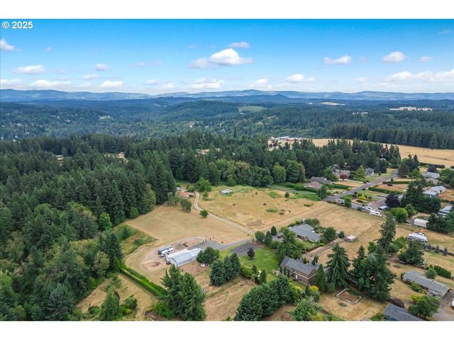 20226 S FERGUSON Rd, Oregon City, OR 97045
