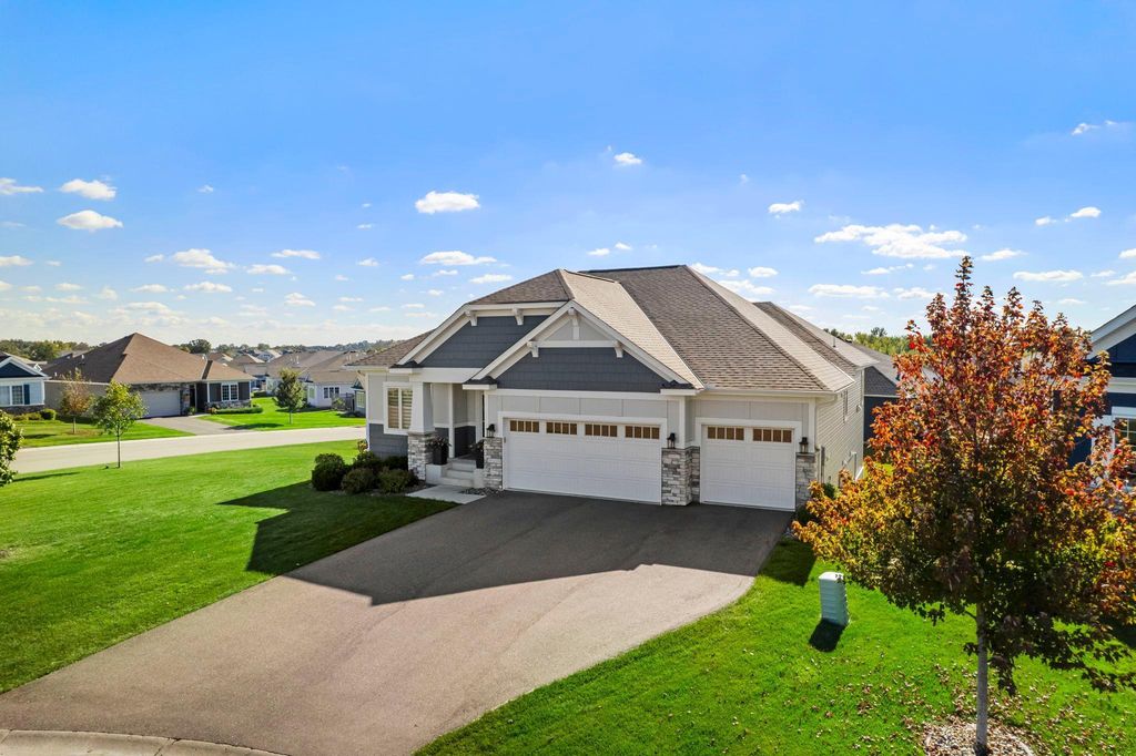 10706 28th Court NE, Saint Michael, MN 55376