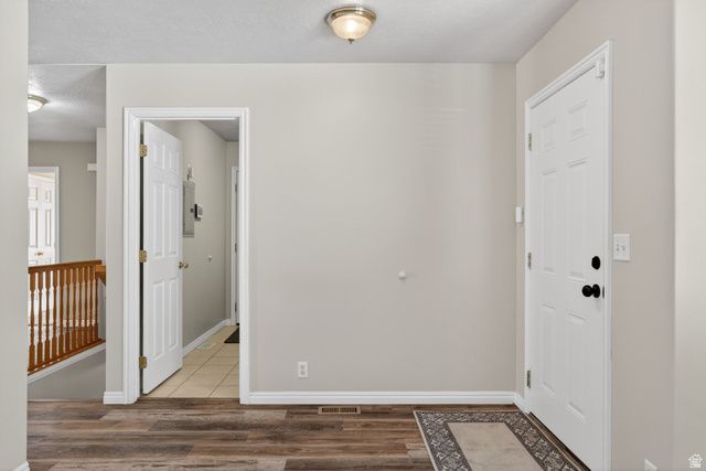 90 W COTTAGE AVE, Sandy, UT 84070
