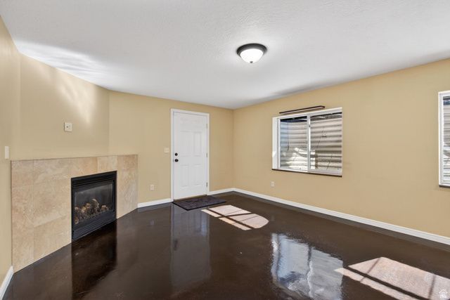 90 W COTTAGE AVE, Sandy, UT 84070