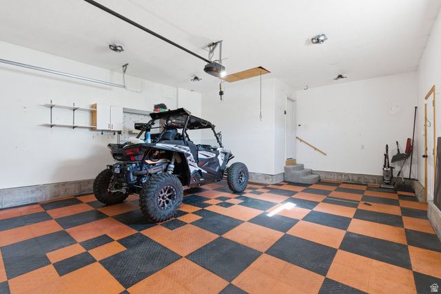 90 W COTTAGE AVE, Sandy, UT 84070