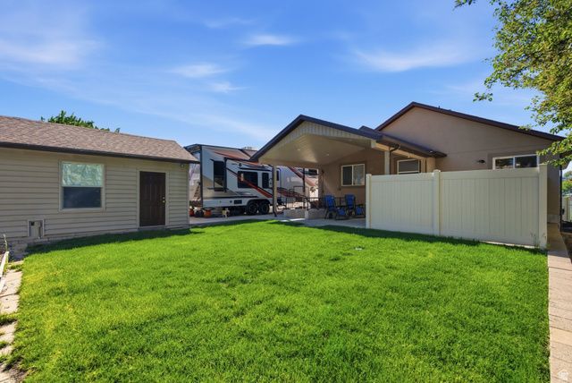 90 W COTTAGE AVE, Sandy, UT 84070