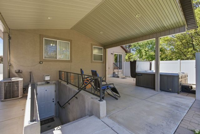 90 W COTTAGE AVE, Sandy, UT 84070