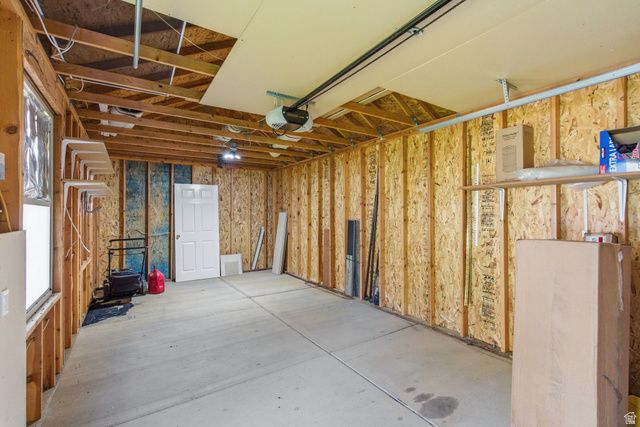 90 W COTTAGE AVE, Sandy, UT 84070