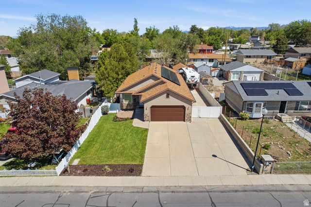 90 W COTTAGE AVE, Sandy, UT 84070