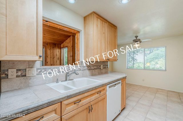 5084 N Camino Del Lazo, Tucson, AZ 85750