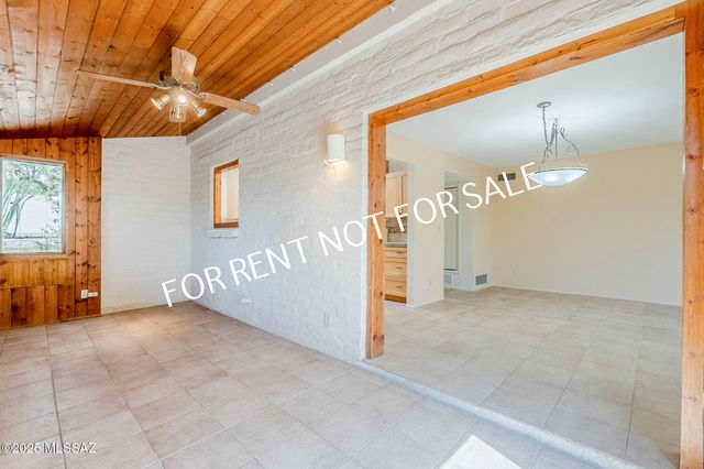 5084 N Camino Del Lazo, Tucson, AZ 85750