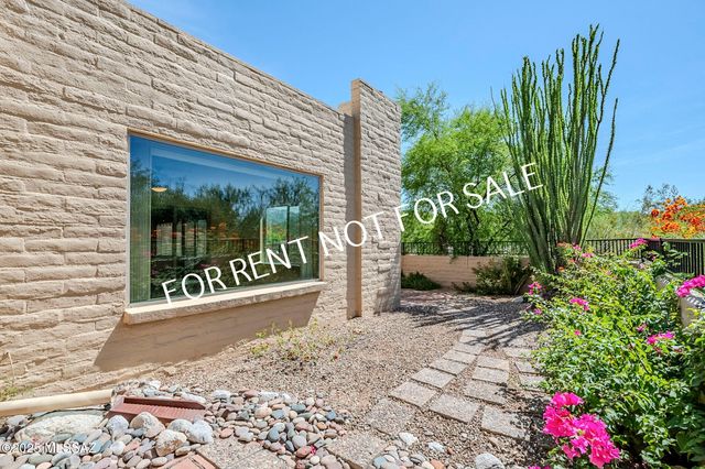 5084 N Camino Del Lazo, Tucson, AZ 85750