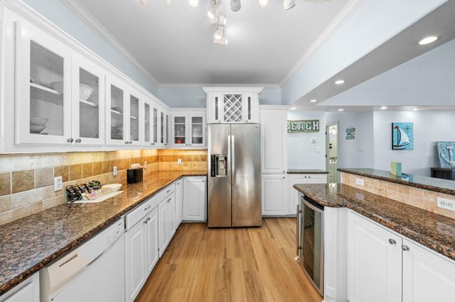 148 Howard Avenue, Surfside Beach, TX 77541