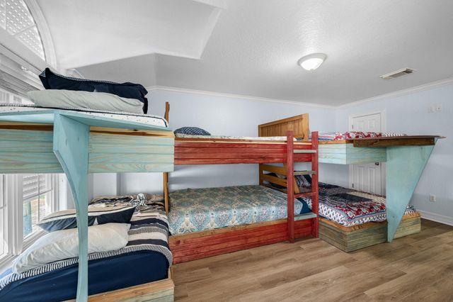 148 Howard Avenue, Surfside Beach, TX 77541