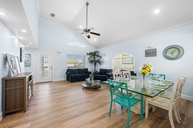 148 Howard Avenue, Surfside Beach, TX 77541