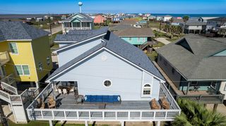 148 Howard Avenue, Surfside Beach, TX 77541