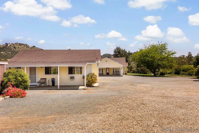 3232 N Twin Oaks Valley Rd, San Marcos, CA 92069