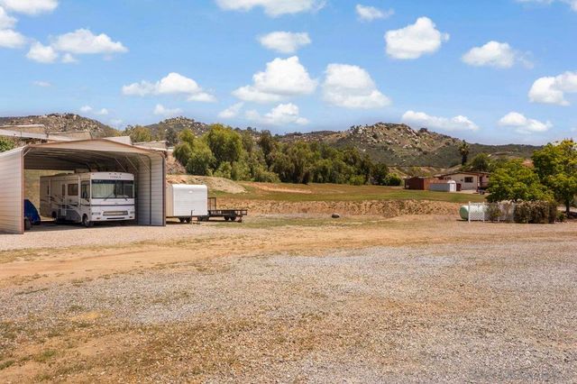 3232 N Twin Oaks Valley Rd, San Marcos, CA 92069