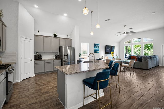 25046 Las Pilas, San Antonio, TX 78261