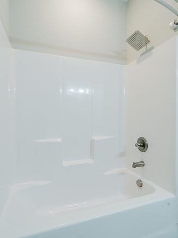 3 Kemble Circle, Bella Vista, AR 72714