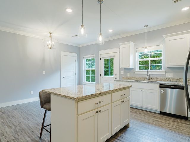 3 Kemble Circle, Bella Vista, AR 72714