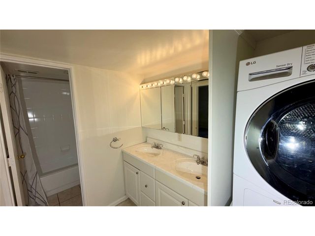 9725 E Harvard Ave 411, Denver, CO 80231