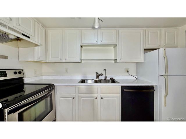 9725 E Harvard Ave 411, Denver, CO 80231