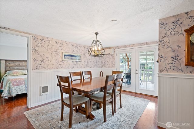 722 SW 2nd Avenue, Castle Rock, WA 98611