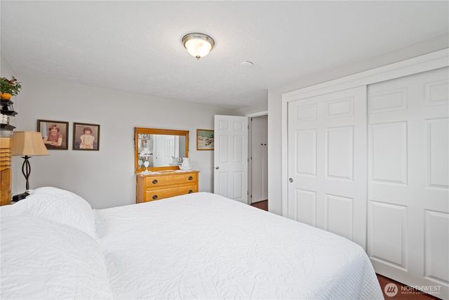 722 SW 2nd Avenue, Castle Rock, WA 98611