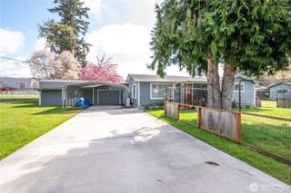 722 SW 2nd Avenue, Castle Rock, WA 98611