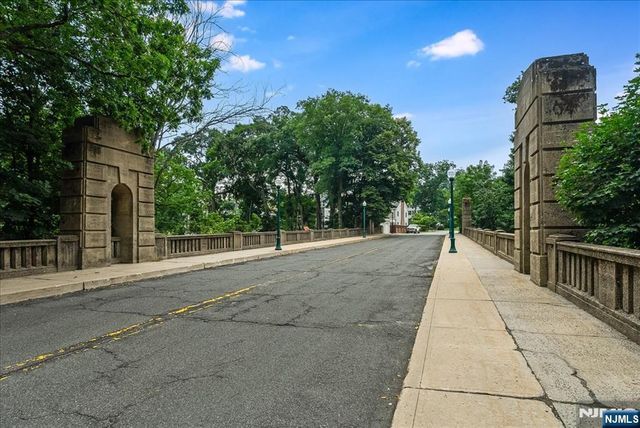 926 Bloomfield Avenue, Glen Ridge, NJ 07028