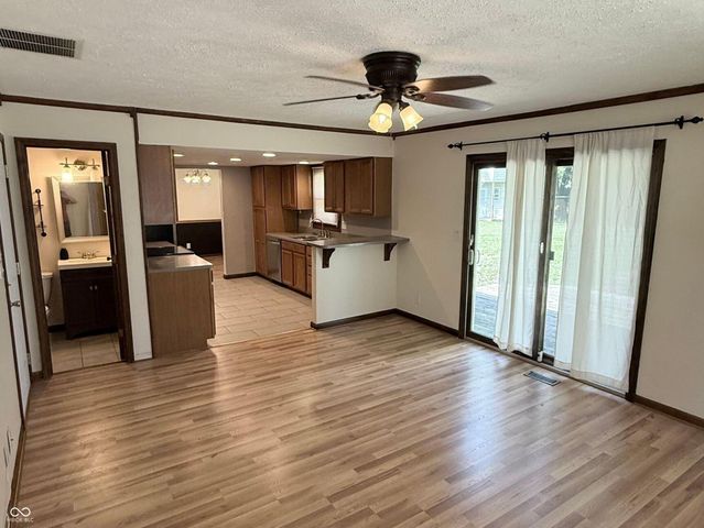 206 Dover Road, Brownsburg, IN 46112