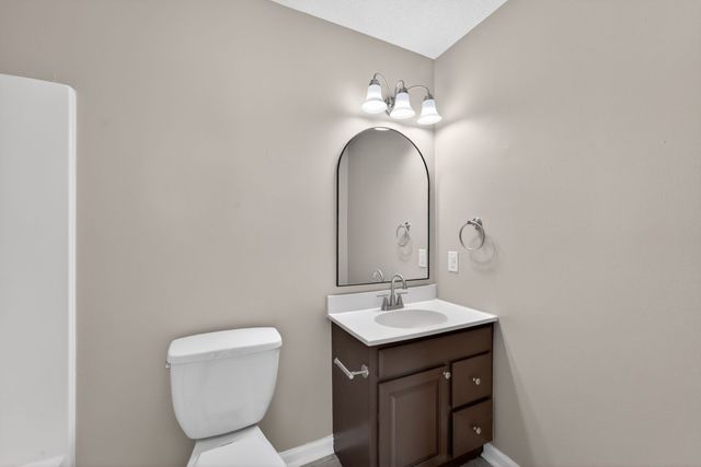 211 St Catherine Ct, Columbia, TN 38401